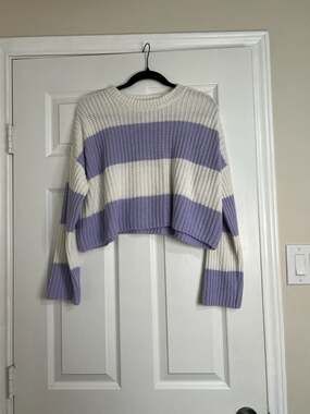 Moon & Madison Purple and White Striped Cropped Chunky Knit Sweater Size S